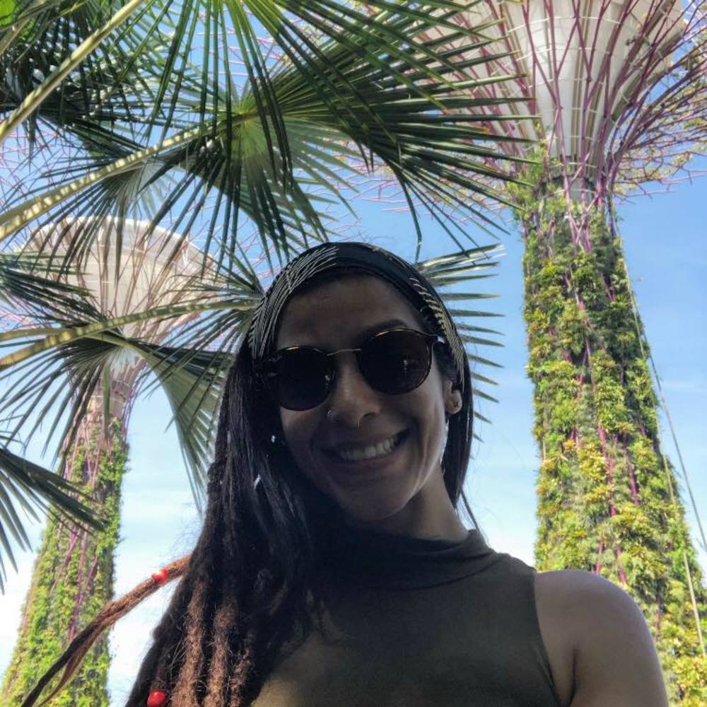 Meet your Posher, Paola